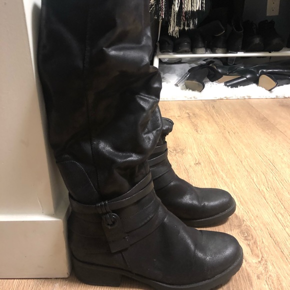 Rain boots - Picture 2 of 2